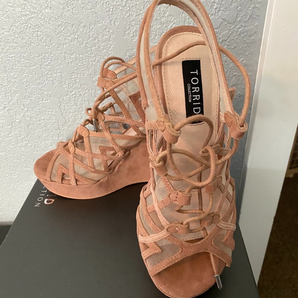 Torrid Collection Lace Up Mesh Platform Wedges - Size  7W